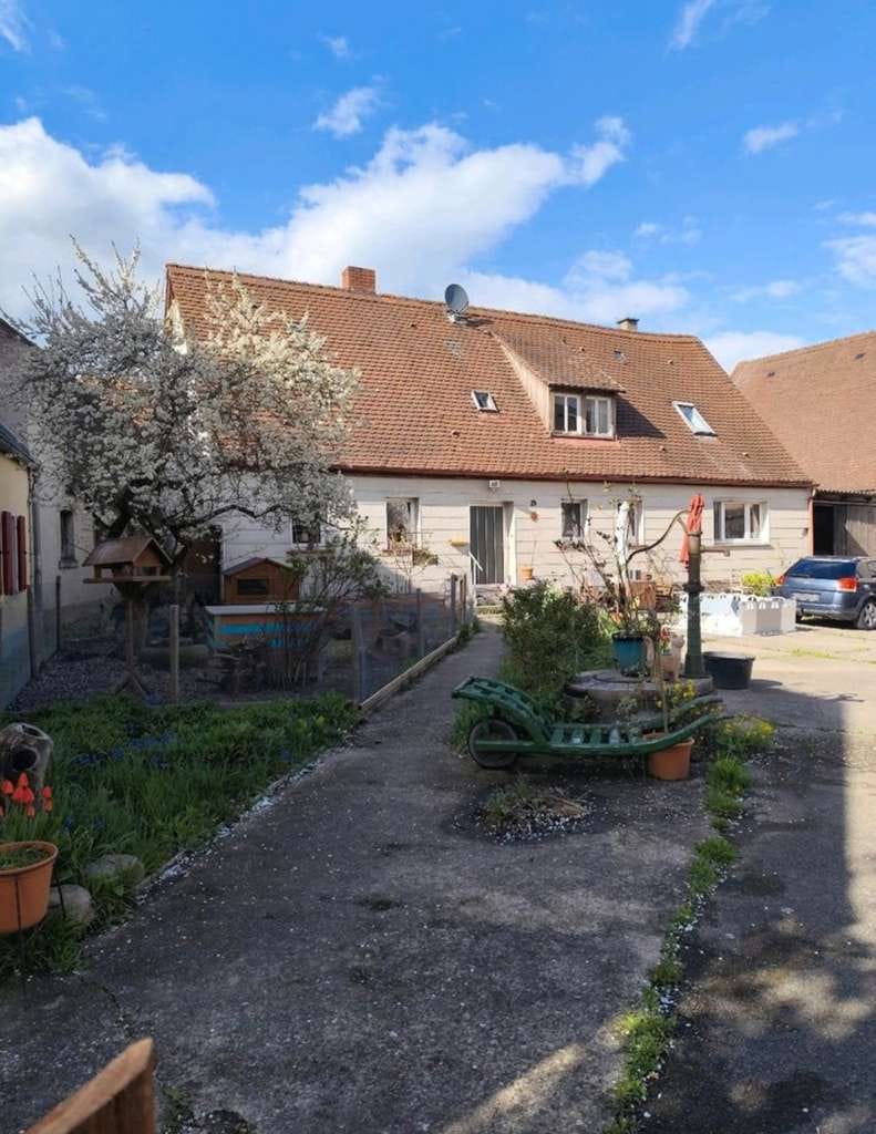 Immobilie in Colmberg - Bauernhaus mit Scheune und Nebengebäude, Garten und mit Bauland  - Bild 0