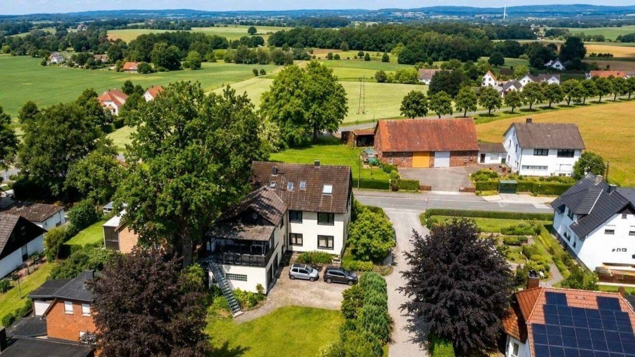 Immobilie in Spenge - ***Modernisiertes Mehrgenerationenhaus mit Baugrundstück und positivem Bauvorbescheid*** - Bild 2