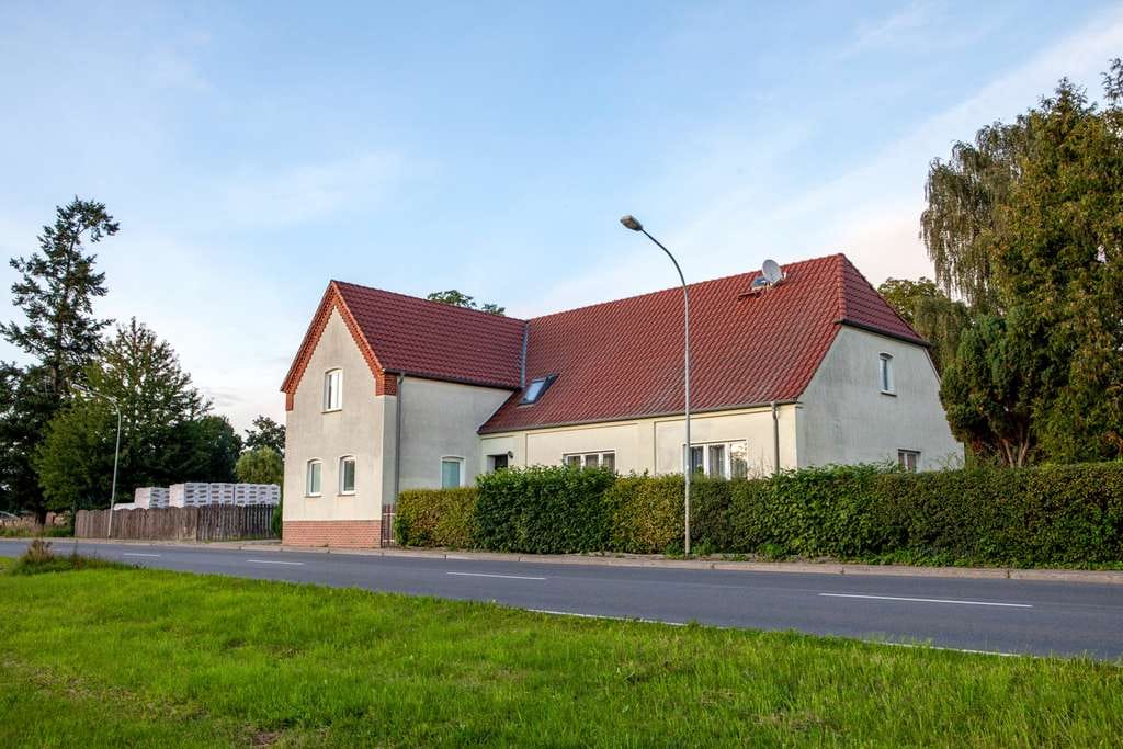 Immobilie in Mirow - Schönes, neu hergerichtetes Mehrfamilienhaus in Mirow mit Garten  - Bild 0