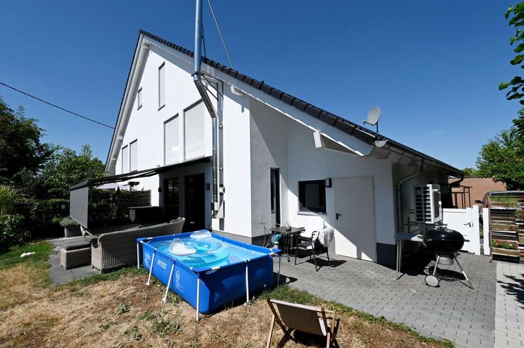 Immobilie in Lörzweiler - Gepflegtes KFW 70 Haus/DHH mit Garage, Garten und Sauna in Lörzweiler zu verkaufen! - Bild 3