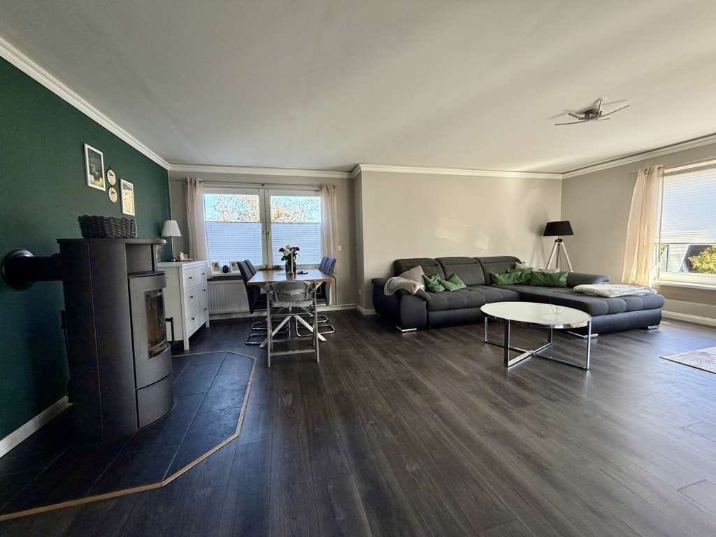 Immobilie in Sankt Michaelisdonn - Viel Platz zum Leben: Einfamilienhaus mit traumhaftem Grundstück in Sankt Michaelisdonn! - Bild 4