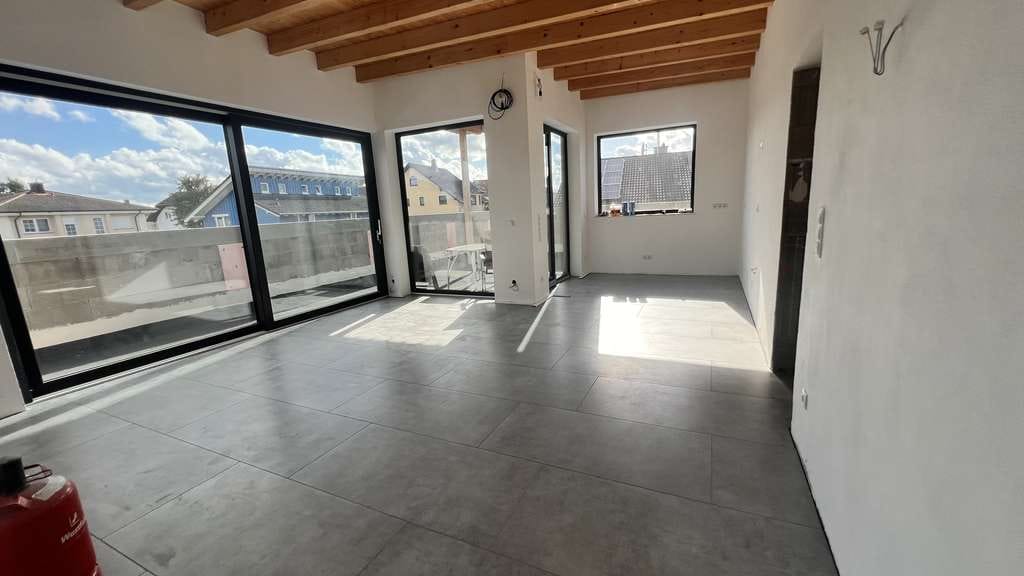 Immobilie in Bannberscheid - Zweitbezug nach Neubau: Gut geschnittene 2,5 Zimmer Wohnung mit großer Dachterrasse im Loft-Stil! - Bild 3