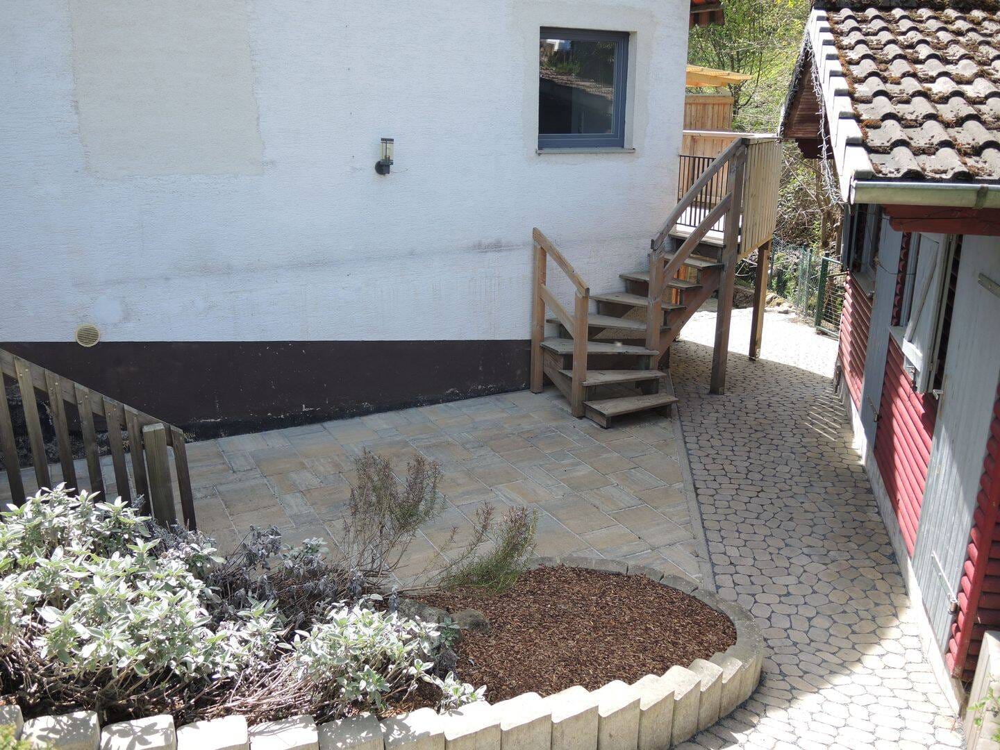 Immobilie in Bad Brückenau - Einfamilienhaus mit Garten, 130m², generalsaniert, provisionsfrei - Bild 2