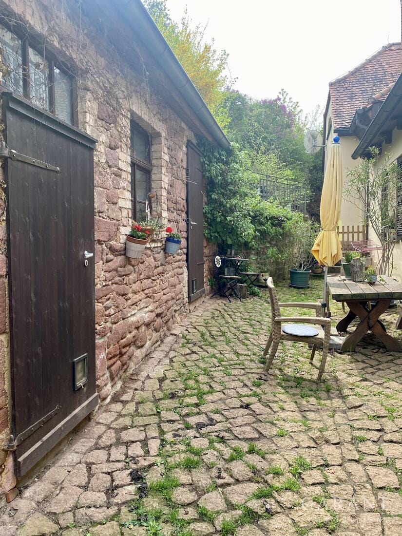 Immobilie in Wettin-Löbejün - Mehrfamilienhaus in Dobis (Dößel) - Bild 1
