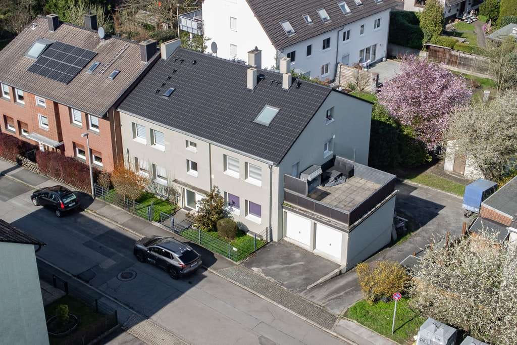 Immobilie in Witten - 5 Einheiten – 4 Garagen – Dachterrasse – modernisiert - Bild 4
