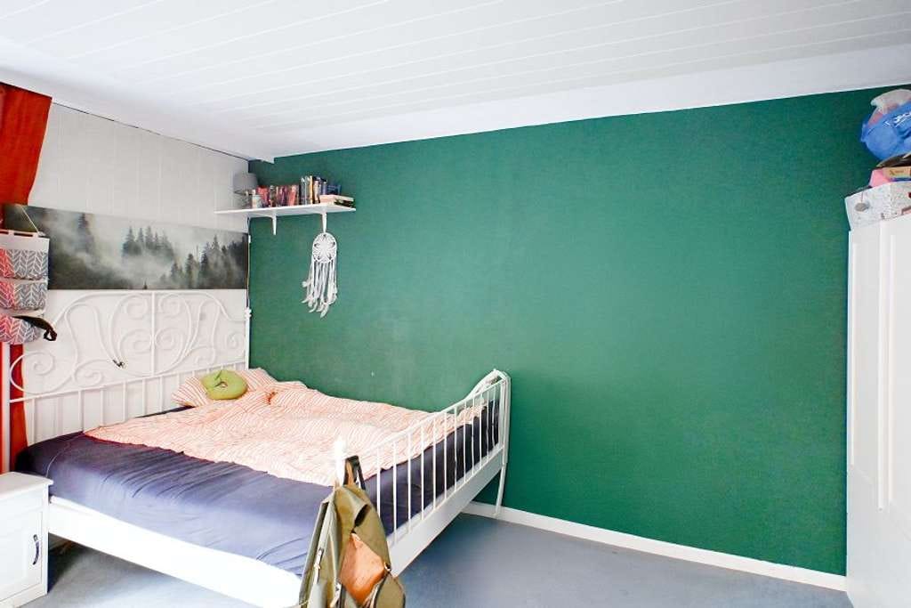 Immobilie in Detmold - Charmante 1-Zimmer-Eigentumswohnung mit Balkon in Detmold! - Bild 1