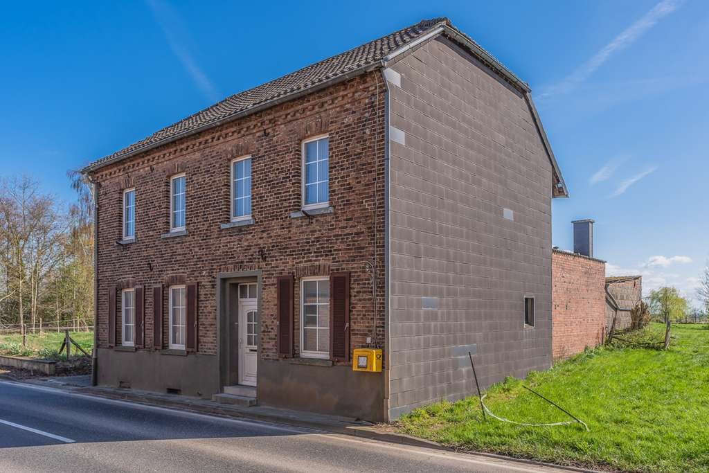 Immobilie in Titz - Modernisierungsbedürftiger Altbau mit viel Platz und großem Grundstück in Ralshoven - Bild 0