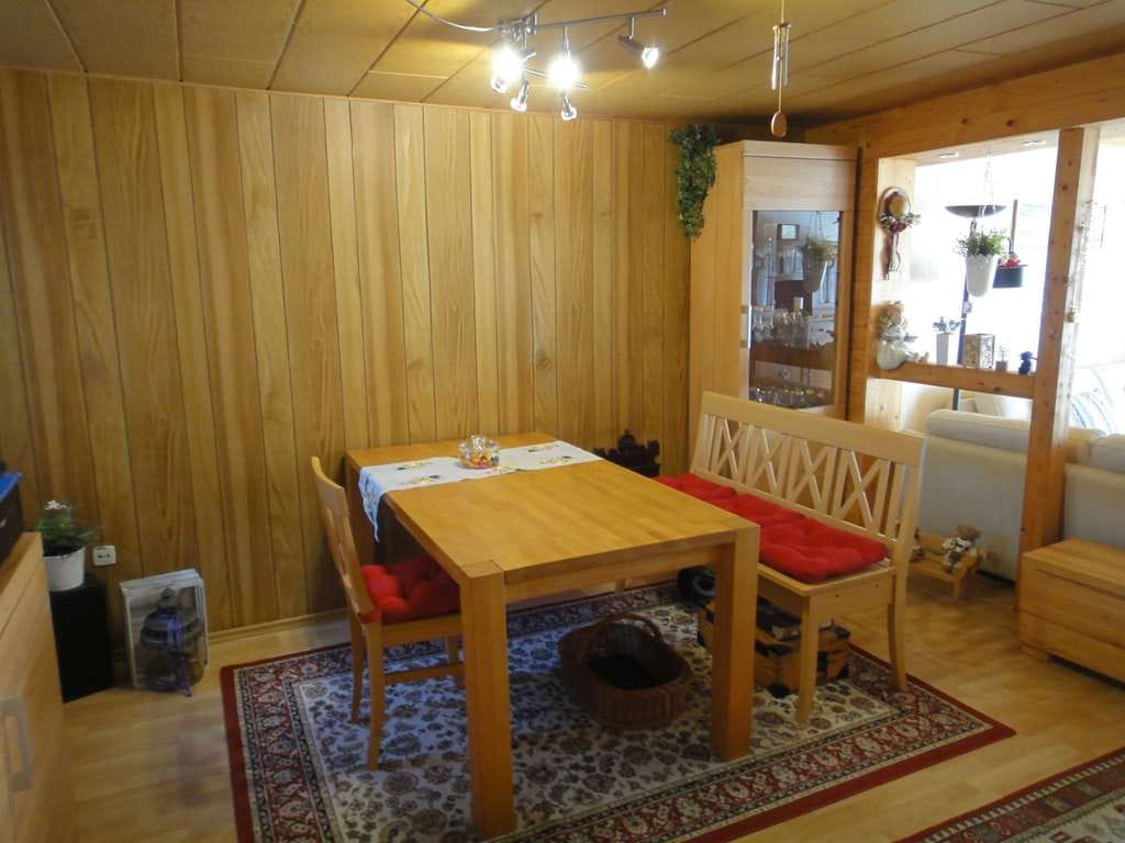 Immobilie in Helsa - gepflegtes und gemütliches Einfamilienhaus mit Garten und Gartenhaus - Bild 4