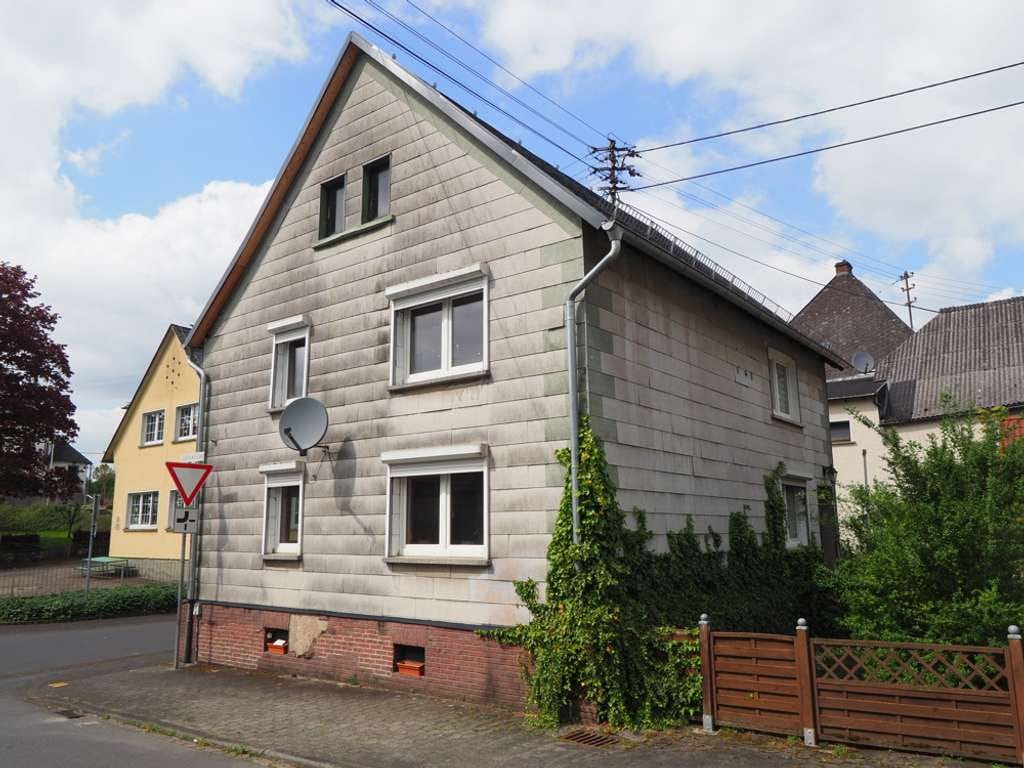 Immobilie in Freirachdorf - Freistehendes Einfamilienhaus mit pflegeleichtem Grundstück - Bild 1