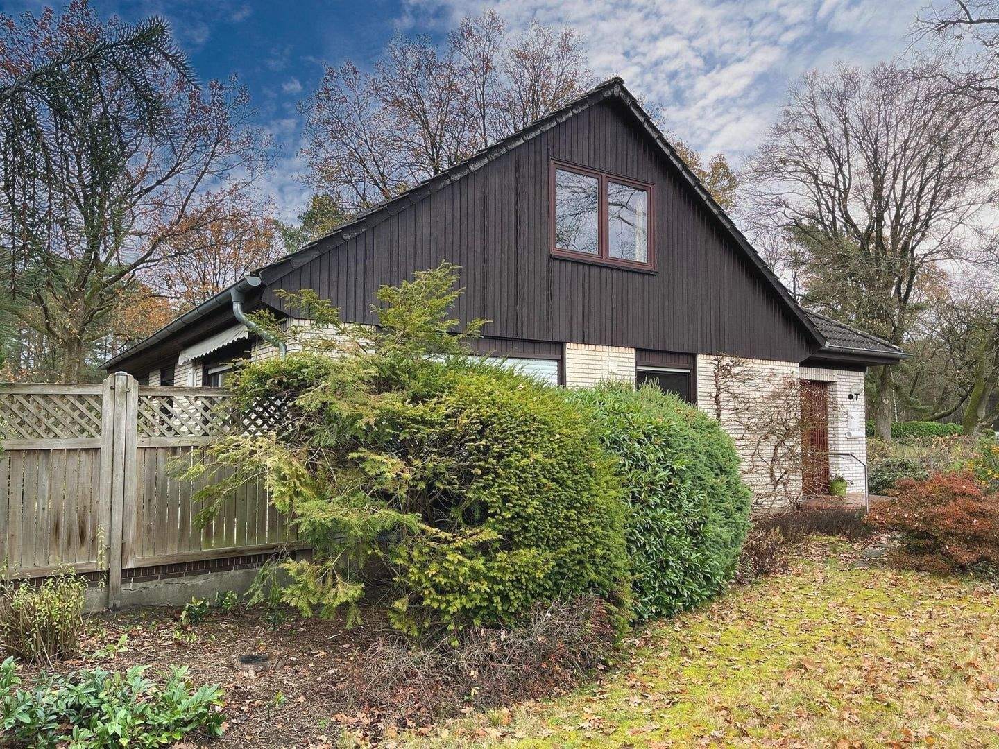 Immobilie in Soltau - Großes Einfamilienhaus mit Garage - Bild 2