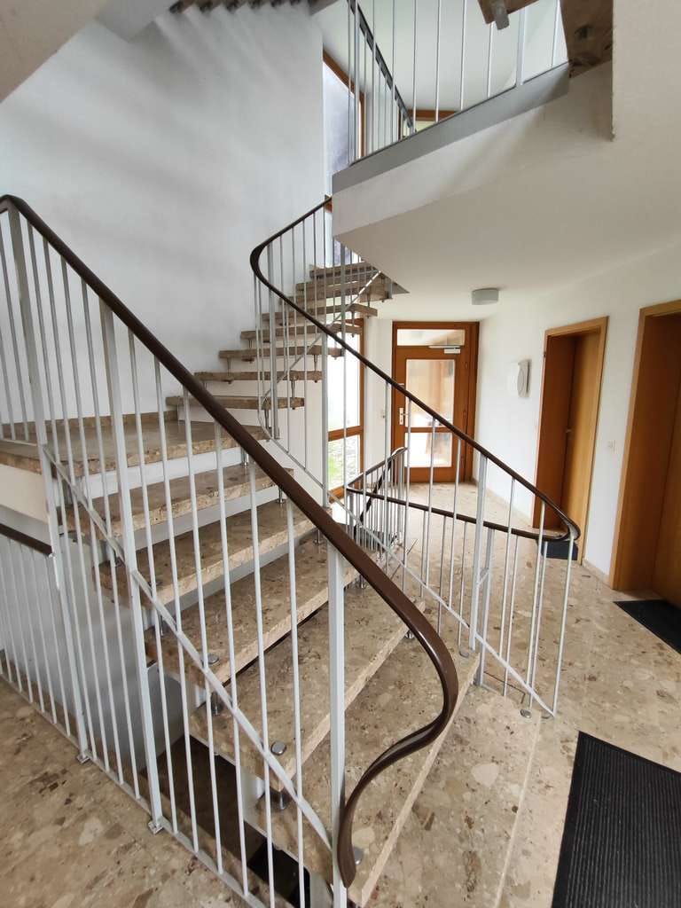 Immobilie in Waldenburg - **Gepflegte 1-Zimmer-Wohnung mit Balkon und Stellplatz in gefragter Lage von Waldenburg** - Bild 2