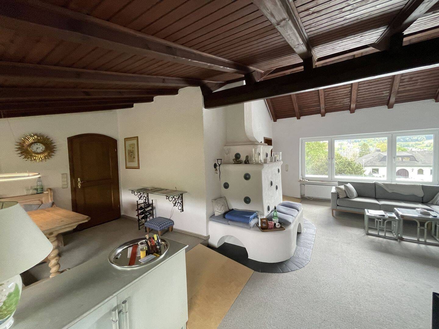 Immobilie in Arzberg - Geräumiges Ein-/Zweifamilienwohnhaus im Grünen! - Bild 1
