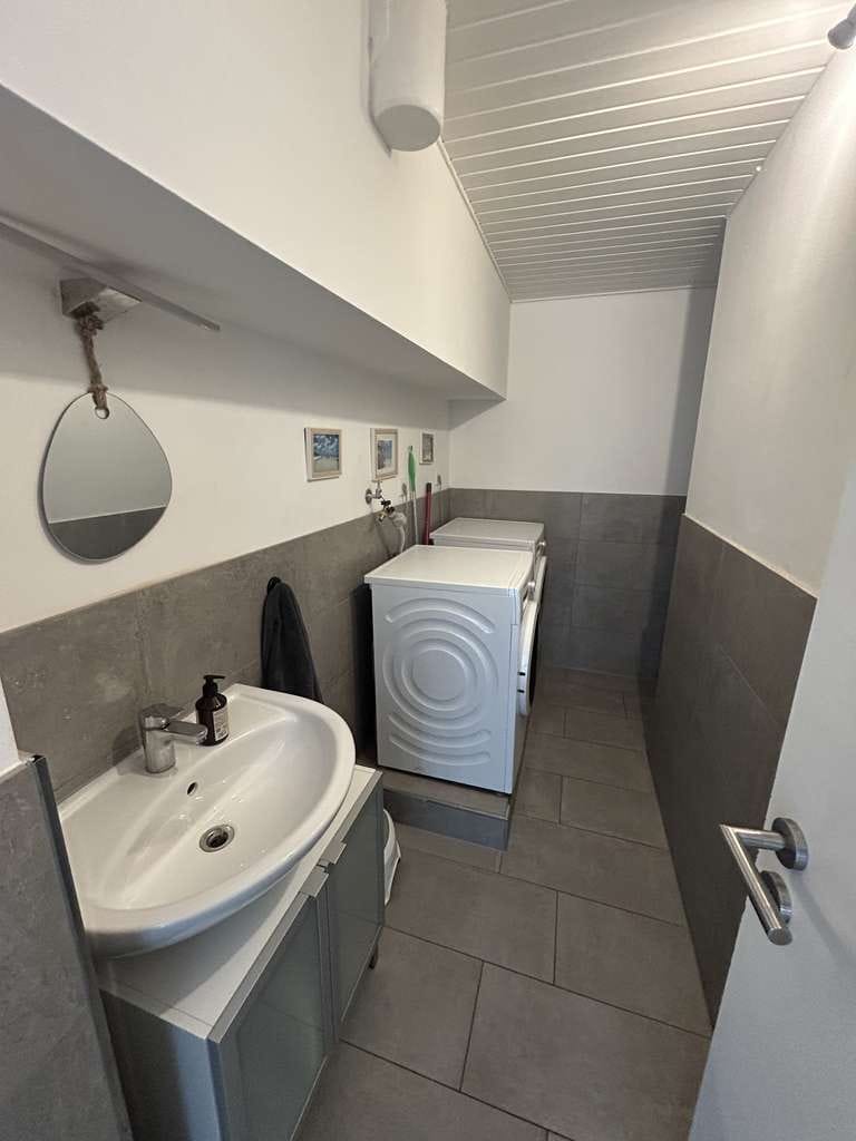 Immobilie in Meerbusch - Ein Haus mit viel Potential - Bild 2