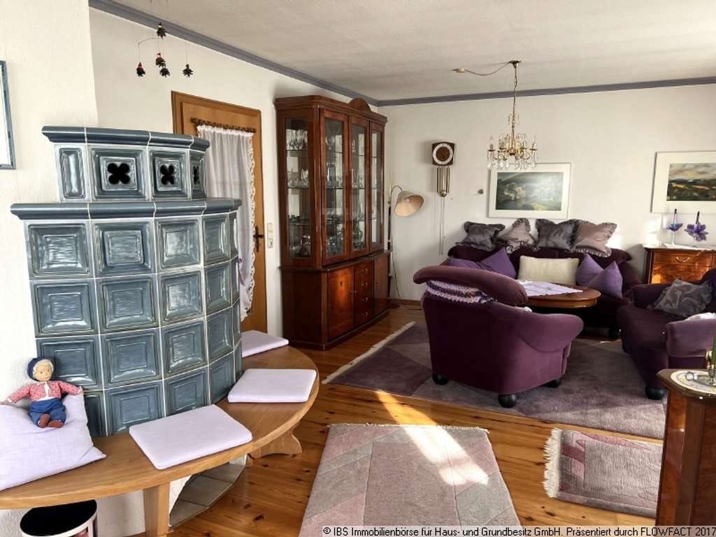Immobilie in Blaufelden - Gemütlicher, hochwertiger Bungalow mit Doppelgarage und Garten - ideal für 2 Personen - Bild 5