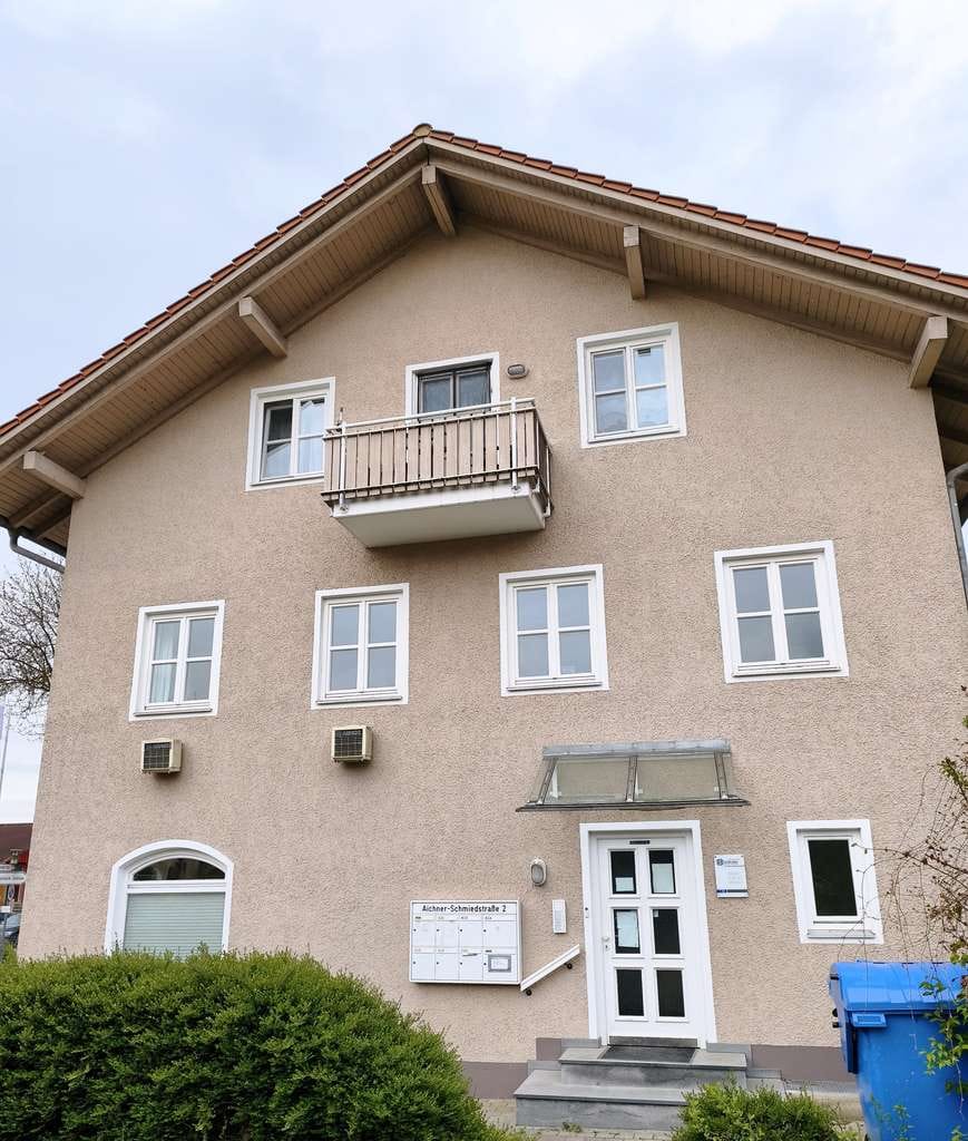 Immobilie in Bad Birnbach - Zentral und ruhig gelegene Dachgeschosswohnung mit besonderem Charme - Bild 2