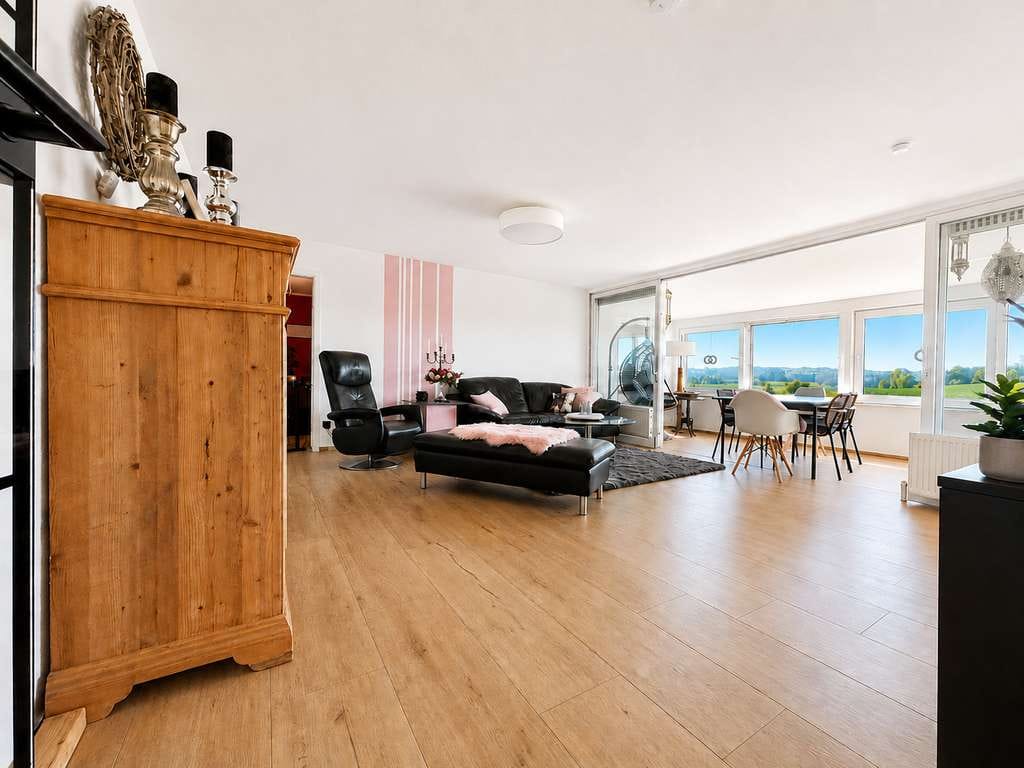 Immobilie in Bartholomä - Exklusive Maisonettewohnung mit Wintergarten, Garten und Blick ins Grüne - Bild 4