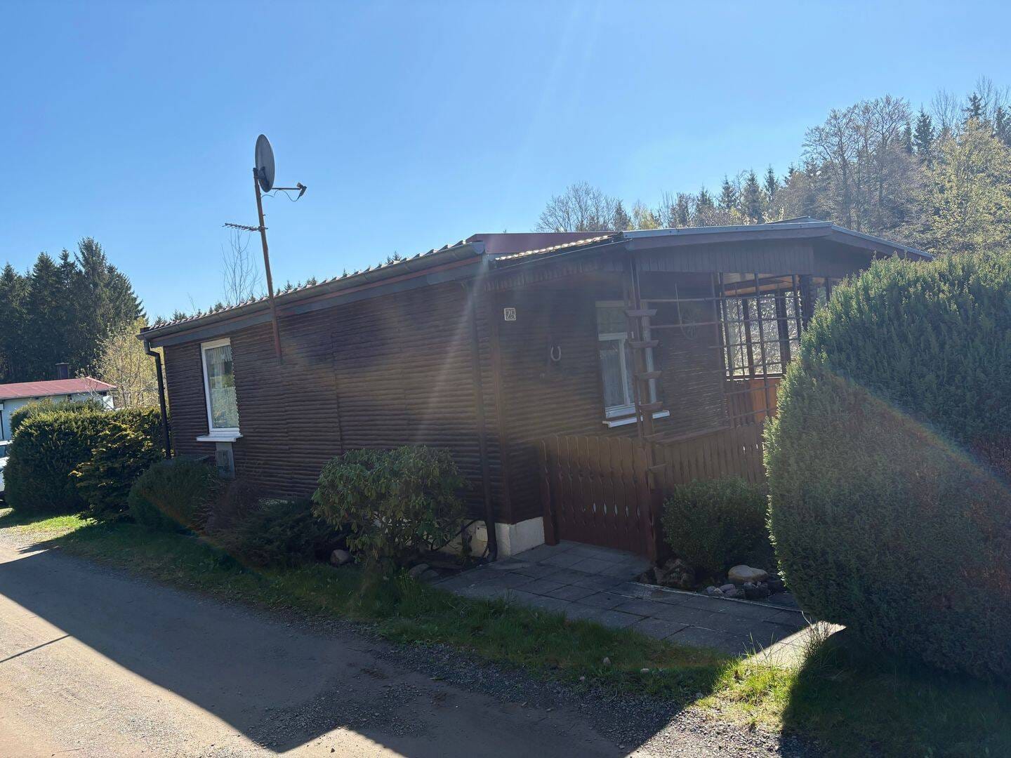 Immobilie in Georgenthal - +++ ACHTUNG ++ Einmaliges Angebot ++ WOHNBUNGALOW ++ in Georgenthal ++ mit Einbauküche ++ - Bild 2