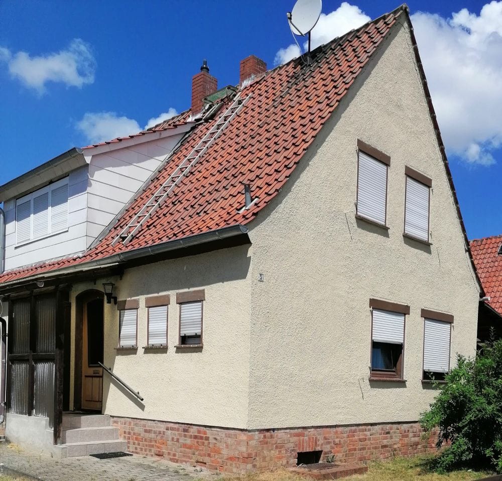 Immobilie in Schöningen - Einfam.-Haus 200qm voll unterkellert - Bild 0