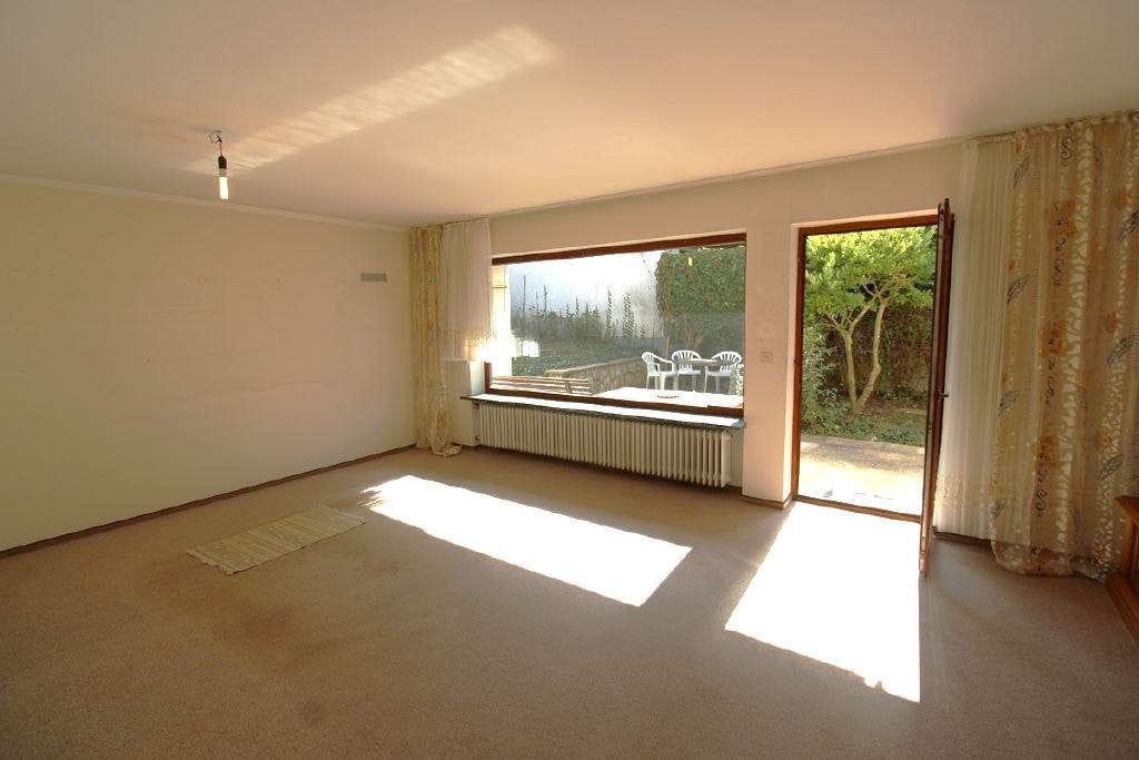 Immobilie in Fischach - Zweifamilienhaus mit viel Potential in begehrter Lage Fischachs - Bild 2