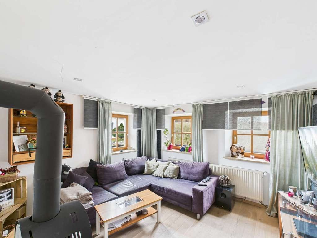 Immobilie in Heideck - Ländlich wohnen, individuell gestalten – Einfamilienhaus mit Charakter und Perspektive - Bild 1