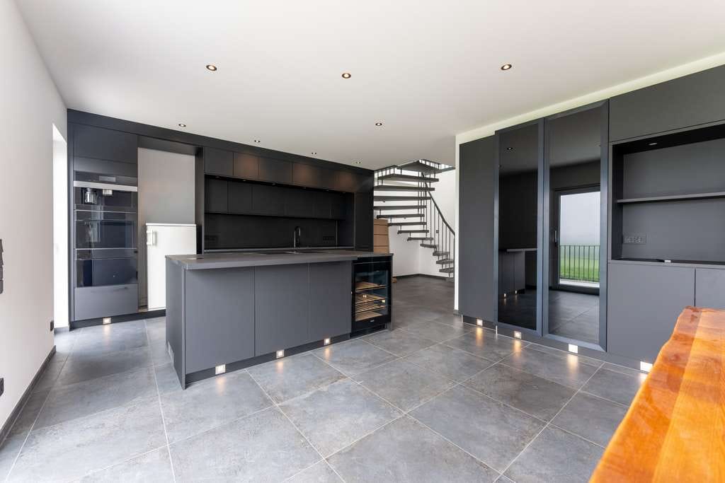 Immobilie in Ried - Exklusive Maisonette Wohnung mit Galerie, Designküche und unverbautem Weitblick - Bild 1