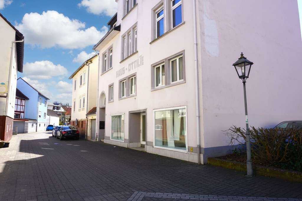Immobilie in Bad Salzschlirf - Wohn- und Geschäftshaus mit Potenzial nahe Kurpark - Bild 2