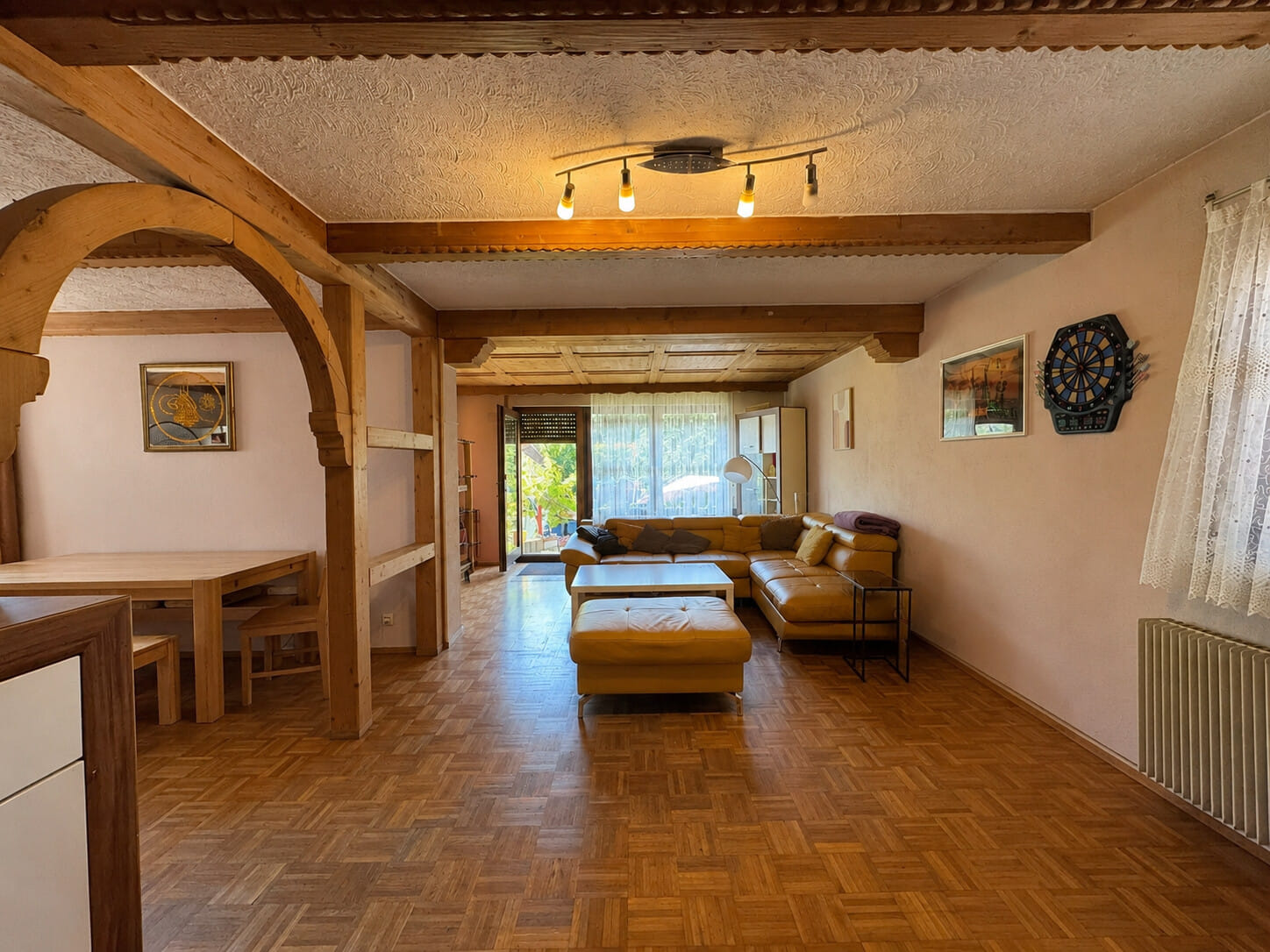 Immobilie in Ebersbach an der Fils - Uns gibt´s im Doppelpack! Wohnungspaket mit Stellplätzen und Doppelgarage - Bild 1