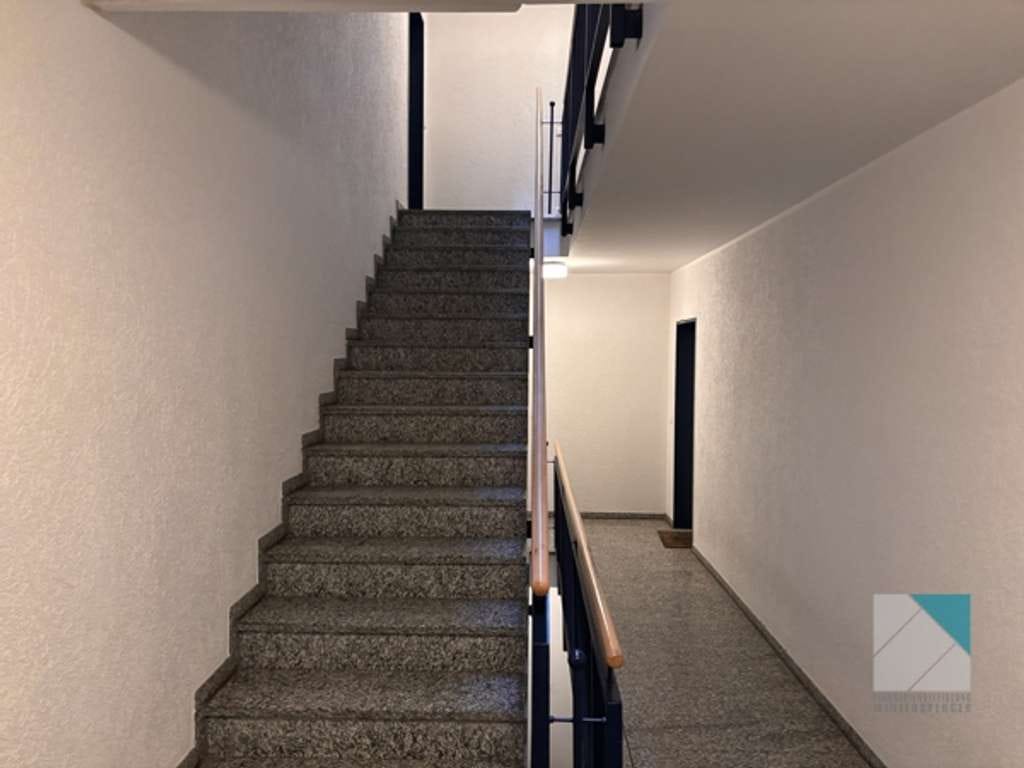 Immobilie in Putzbrunn - PREISSENKUNG! Sorgenfrei investieren – vermietete 3-Zimmer-Wohnung in Putzbrunn - Bild 1