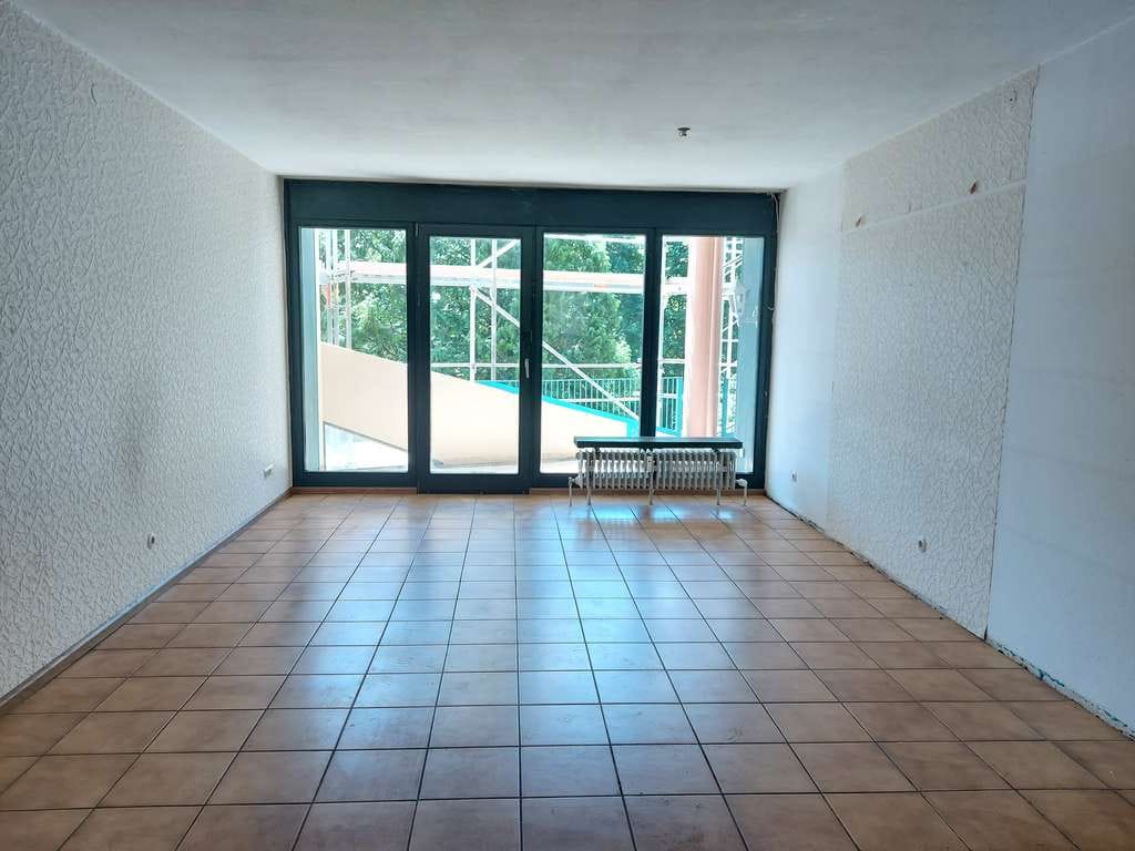 Immobilie in Wörth am Rhein - 4-Zimmer-Eigentumswohnung · Balkon und Aufzug · ca. 95 m² · Wörth am Rhein (Dorschberg) · von privat - Bild 1