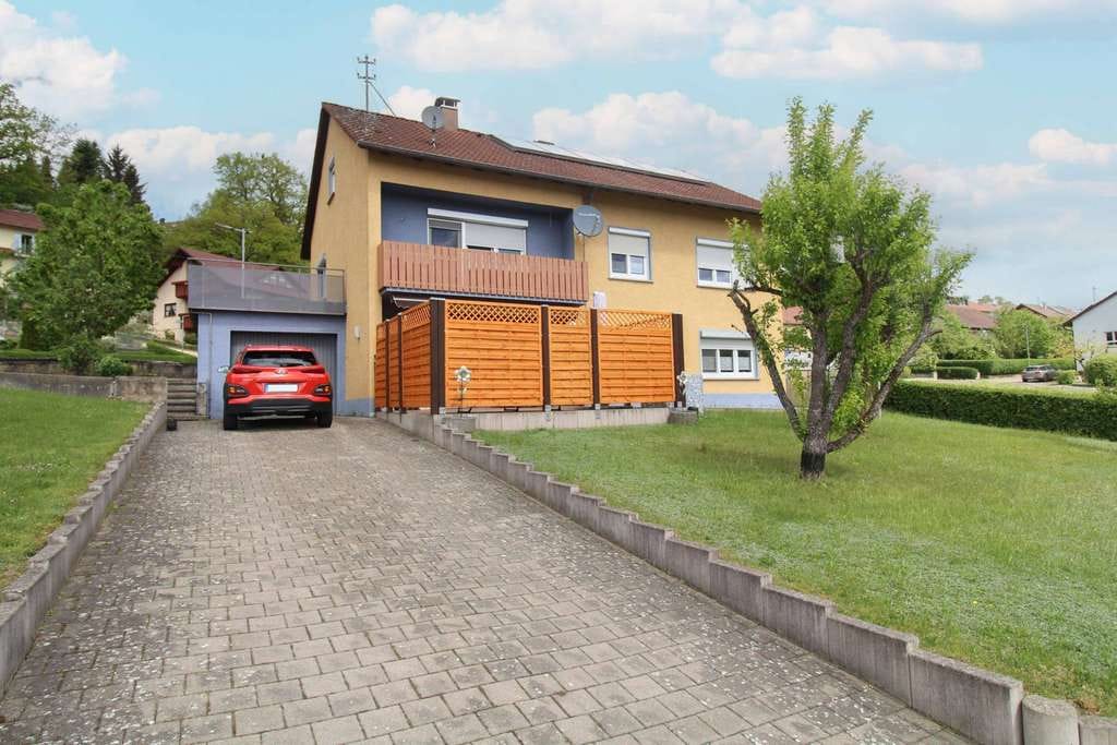 Immobilie in Veringenstadt - Wohnidylle mit Weitblick: Charmantes Eigenheim mit Garten-Oase - Bild 0