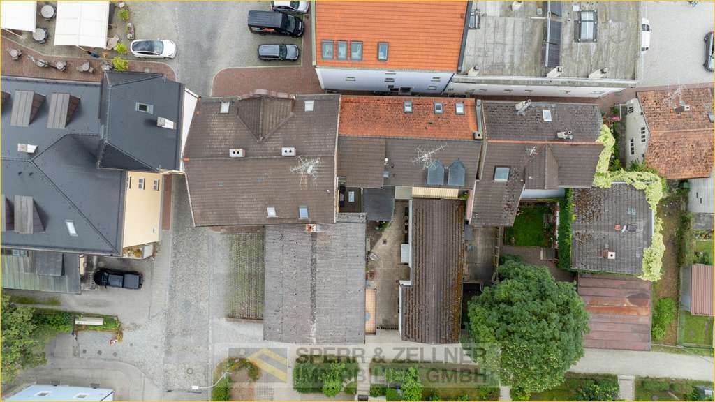 Immobilie in Dorfen - Im Herzen von Dorfen - gepflegtes Wohn- und Geschäftsgebäude: Große Gewerbeeinheit mit Schaufensterf - Bild 4