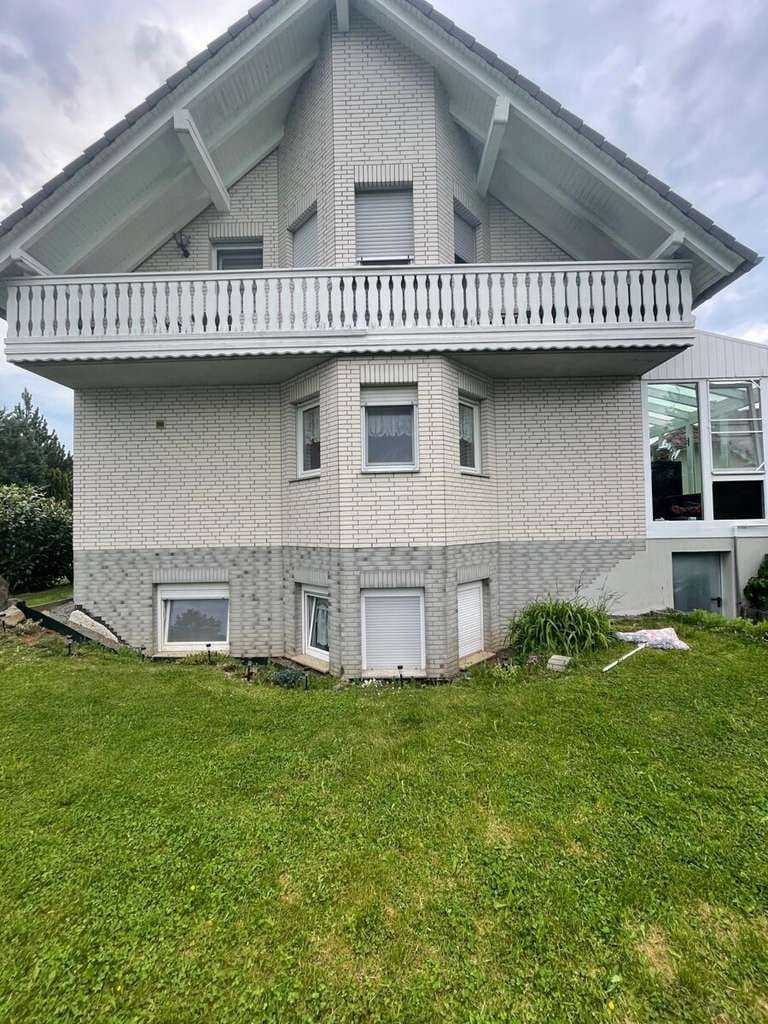 Immobilie in Reiskirchen - Attraktive Kapitalanlage! Mehrfamilienhaus mit solider Rendite : Ettingshausen Reiskirchen - Bild 1