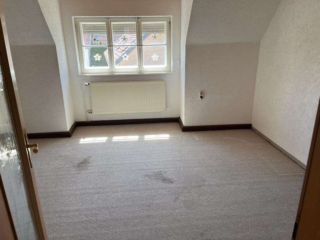 Immobilie in Kühbach - Sanierungsbedürftiges Haus / Bauplatz für Doppelhaushälfte – vermietet, 1,5 Jahre Restlaufzeit - Bild 3