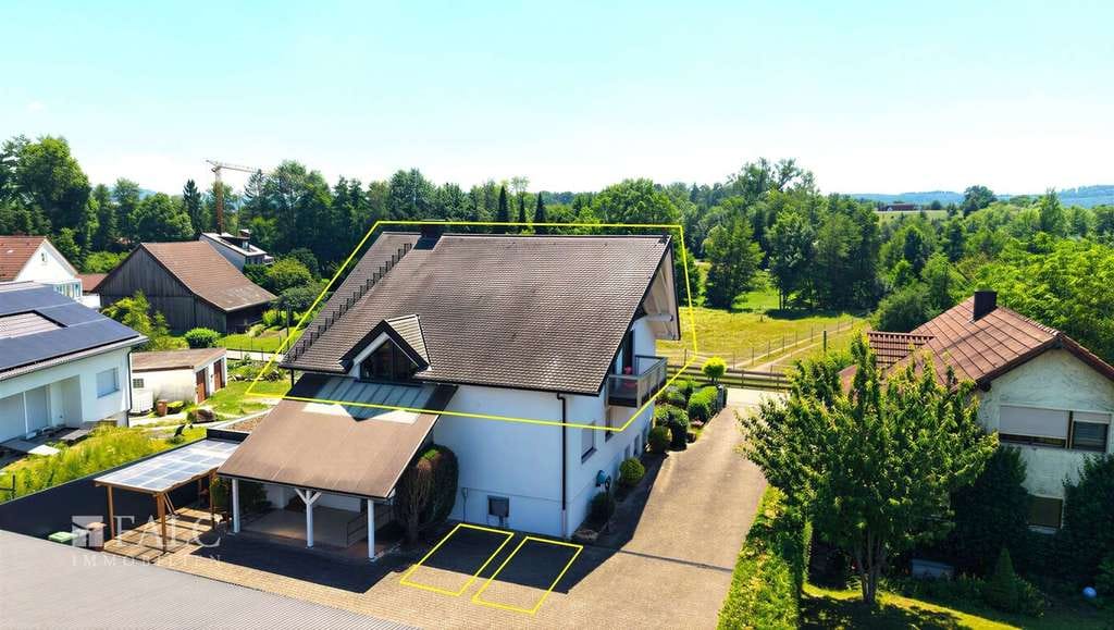Immobilie in Bretzfeld - Traumhafte 5-Zimmer Maisonette-Wohnung mit offener Galerie und 2 Stellplätzen! - FALC Immobilien - Bild 2