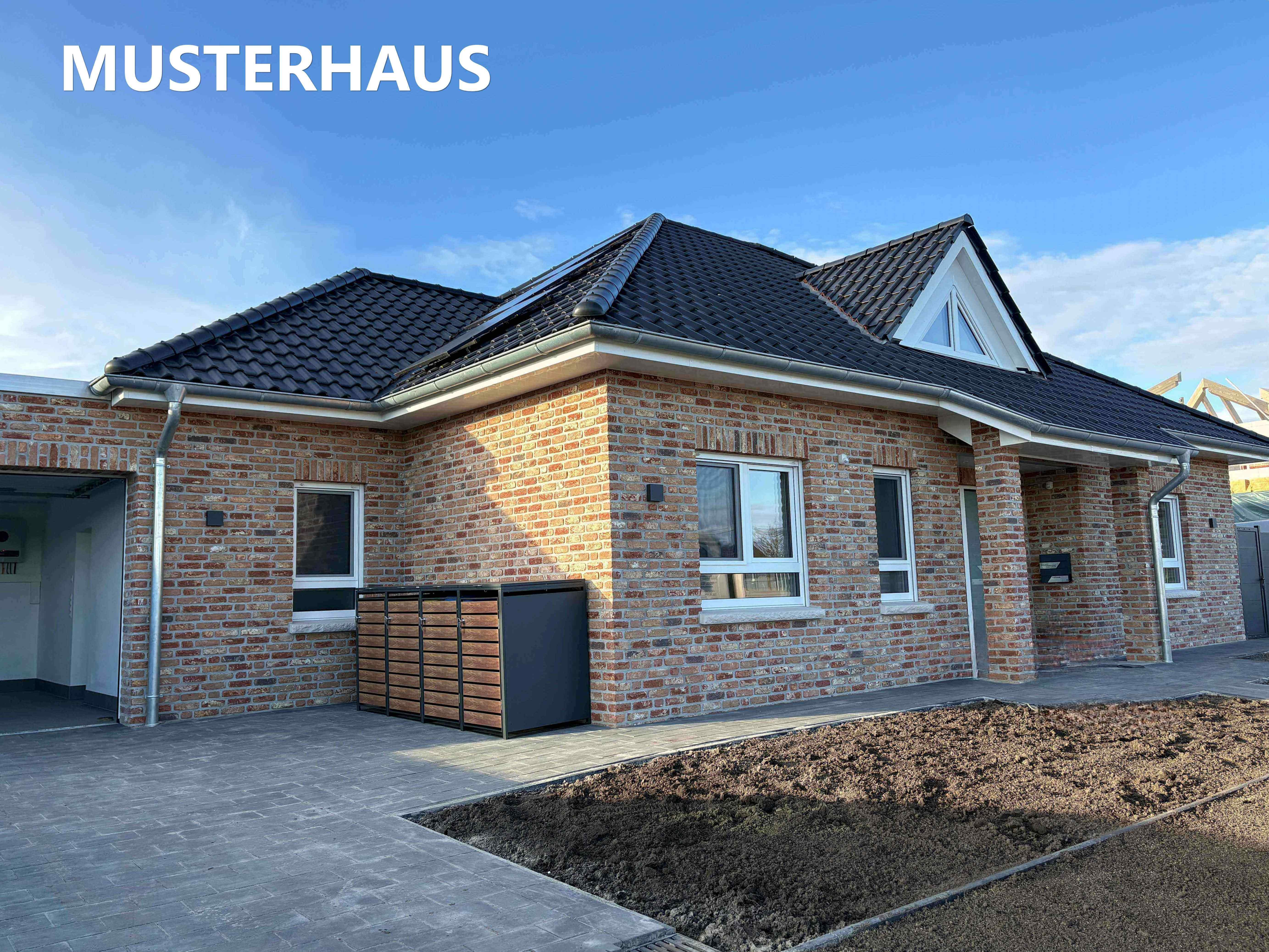 Immobilie in Geeste - Zukunftssicher wohnen – klimafreundlicher moderner Neubau-Walmdachbungalow - Bild 1