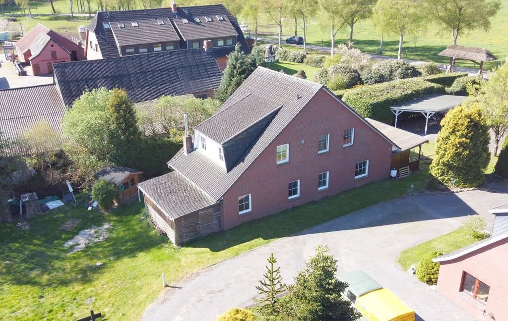 Immobilie in Lilienthal - Worphausen | Platz für Wohnträume: Modernisiertes Familienglück mit Kamin auf 1.200 m² Grundstück! - Bild 1