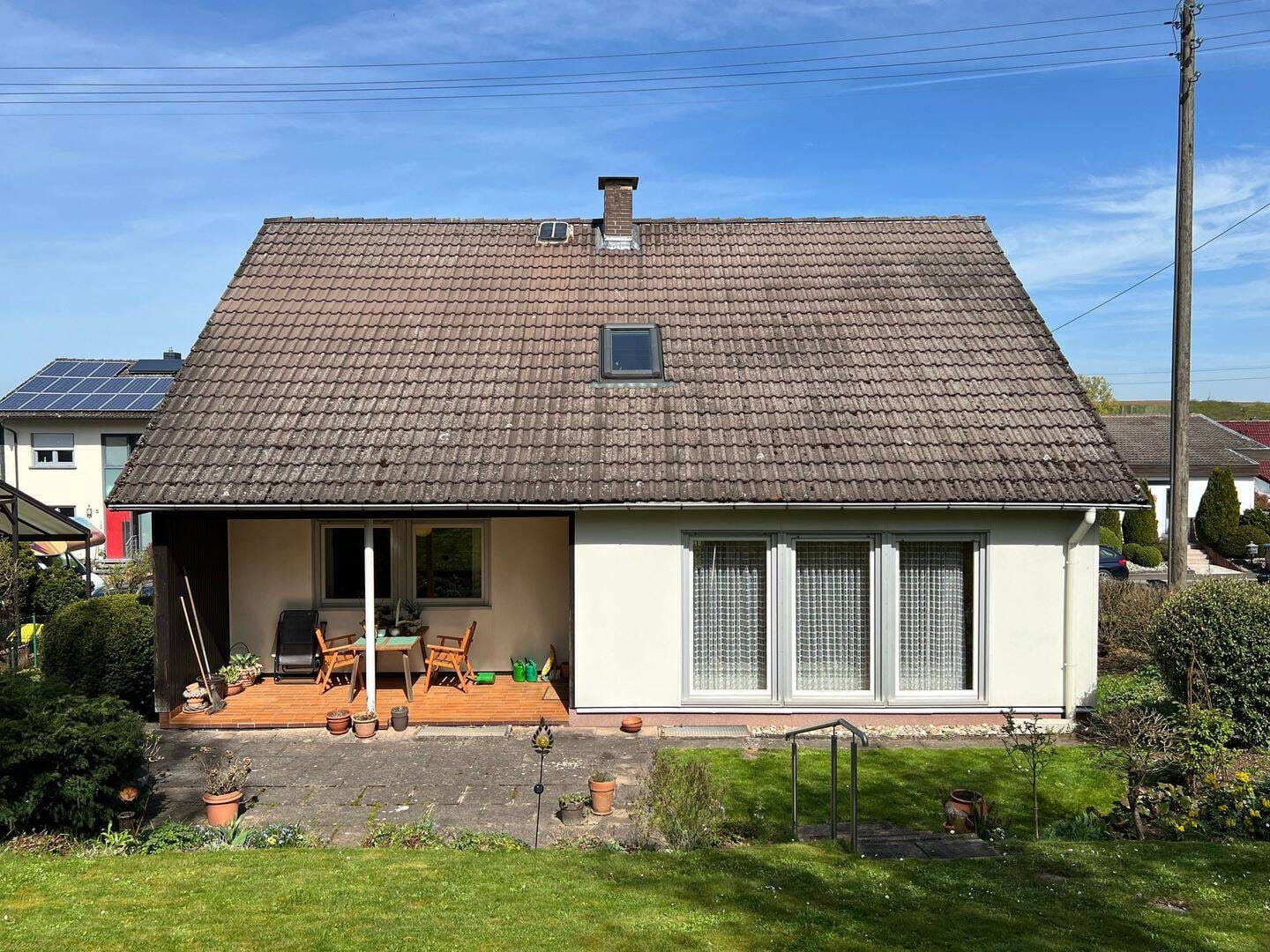 Immobilie in Feilbingert - Schönes Einfamilienhaus mit viel Potenzial und großem Grundstück - Bild 2