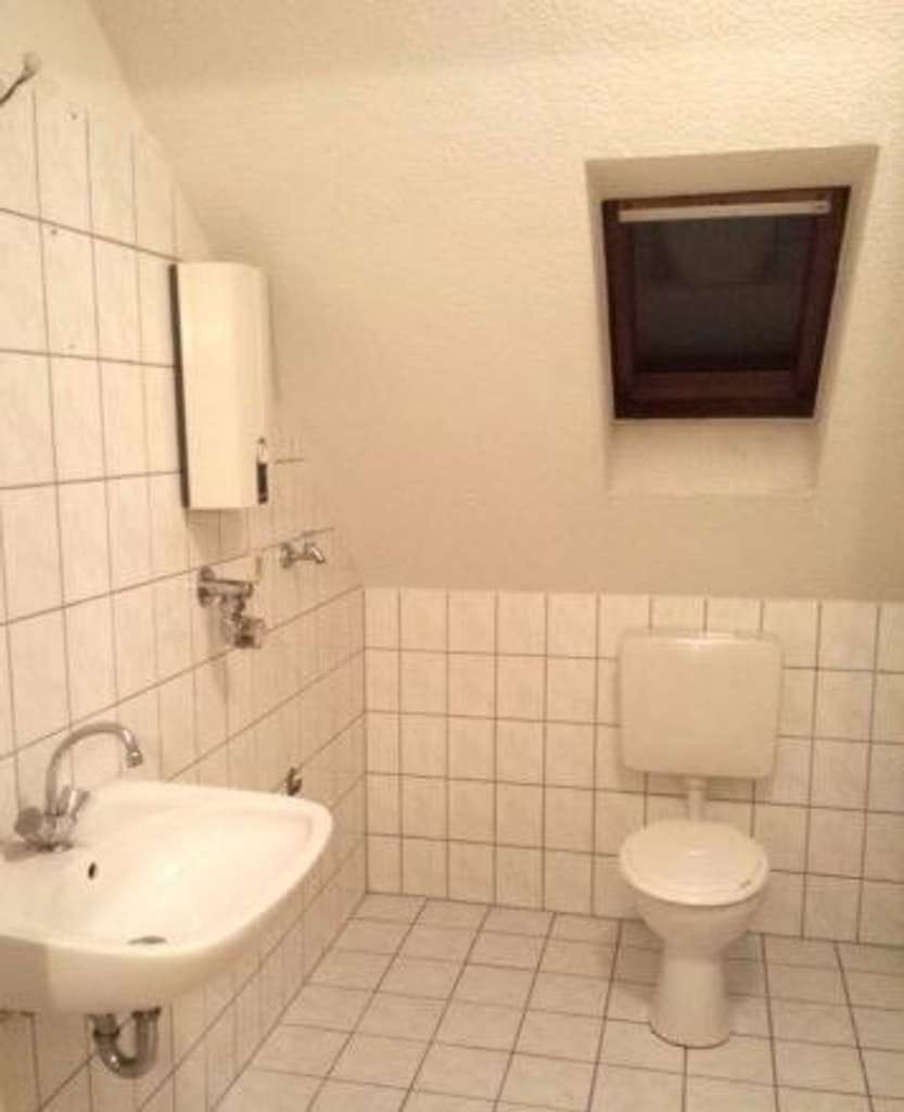 Immobilie in Gelsenkirchen - Vermietete 1,5-Zimmer-Dachgeschosswohnung - Bild 2