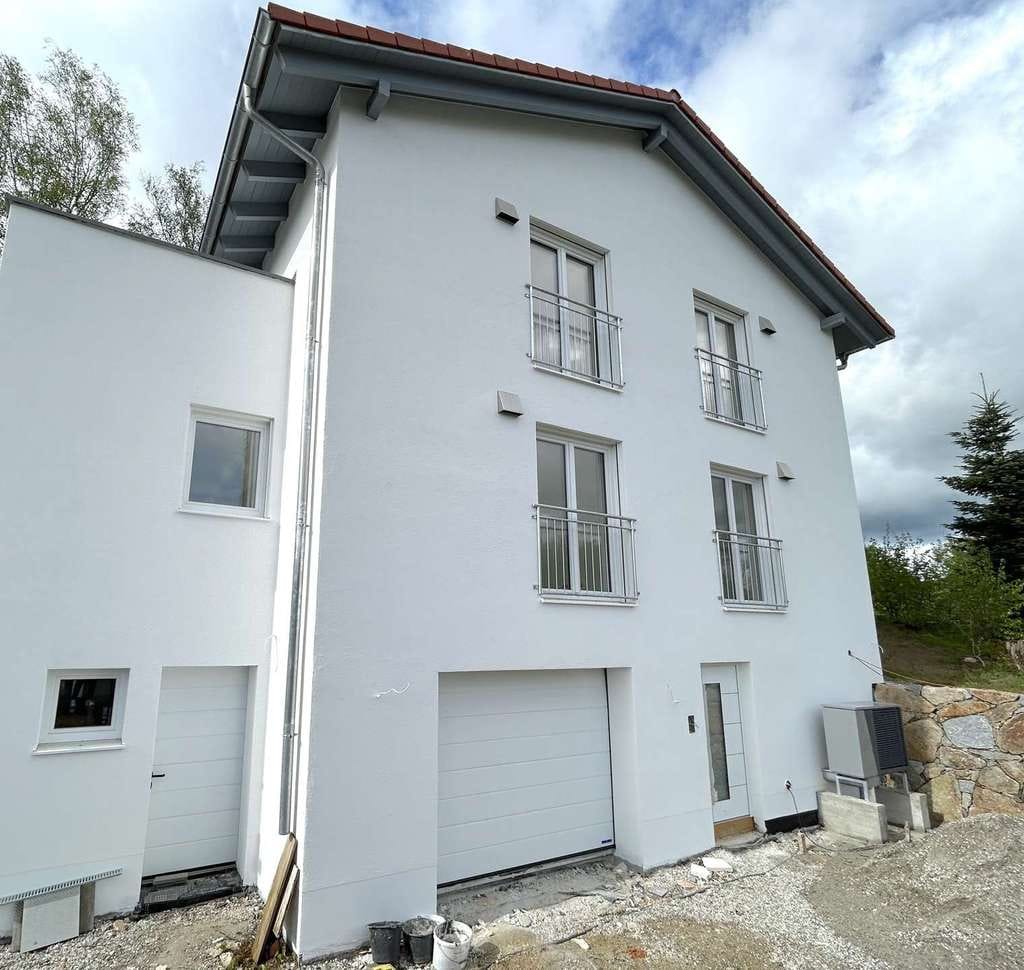 Immobilie in Neuhaus am Inn - ++Erstbezug!Wunderschöne DG-Wohnung im 2. OG mit Luft-Wärmepumpe++ - Bild 1