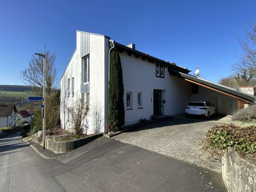 Immobilie in Gössenheim - Stilvolles Designhaus mit großzügigem Raumgefühl - Bild 0