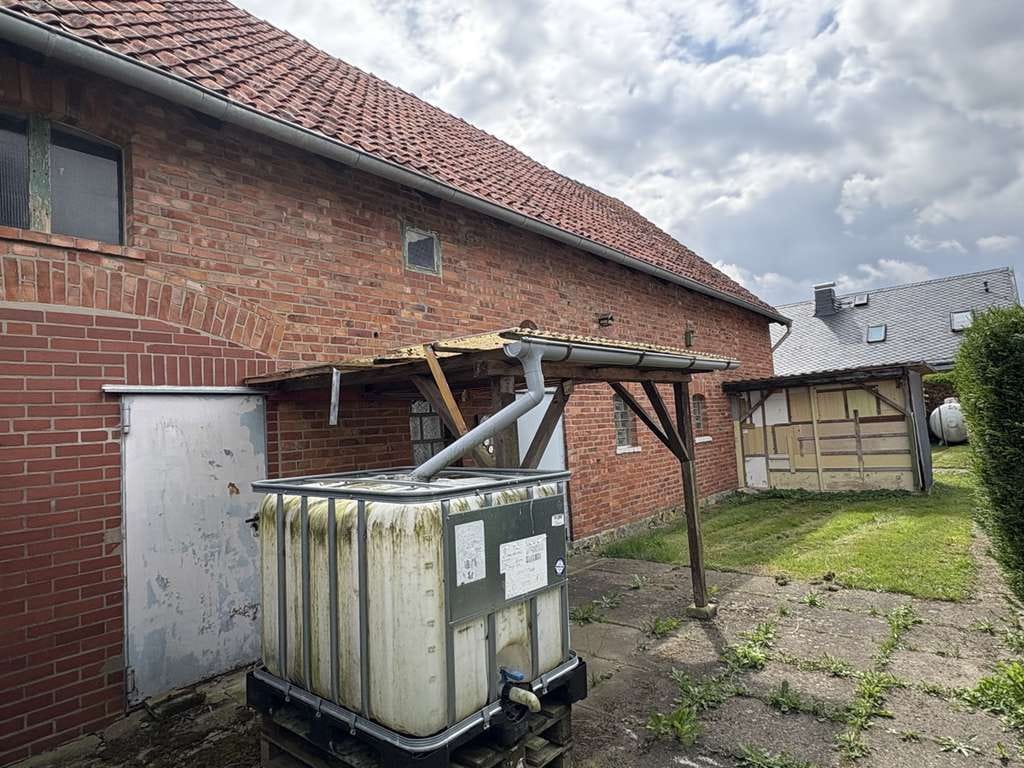 Immobilie in Lüdersfeld - KARSTEN IMMOBILIEN ermöglicht Ihnen: Bauernhaus mit viel Potenzial sucht Handwerker - in Lüdersfeld - Bild 1