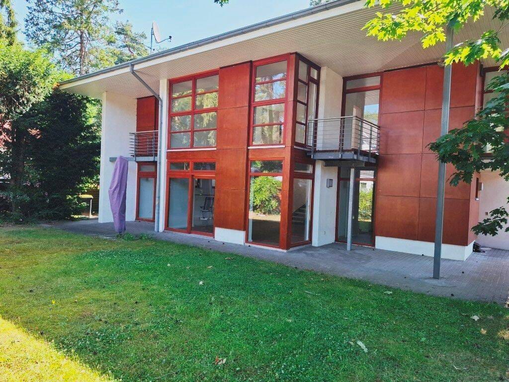 Immobilie in Möser - Modernes Architektenhaus als 2 Fam.-Haus in Möser ! - Bild 0