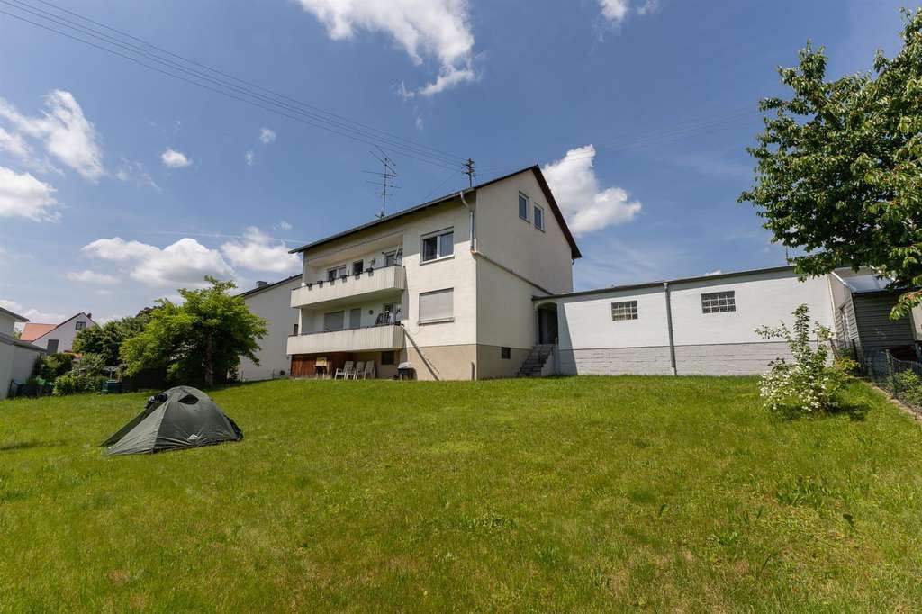 Immobilie in Reichertshausen - Herrliche 3-Zi.-ETW mit Gartennutzung und Garage in ruhiger Lage von Steinkirchen! - Bild 0