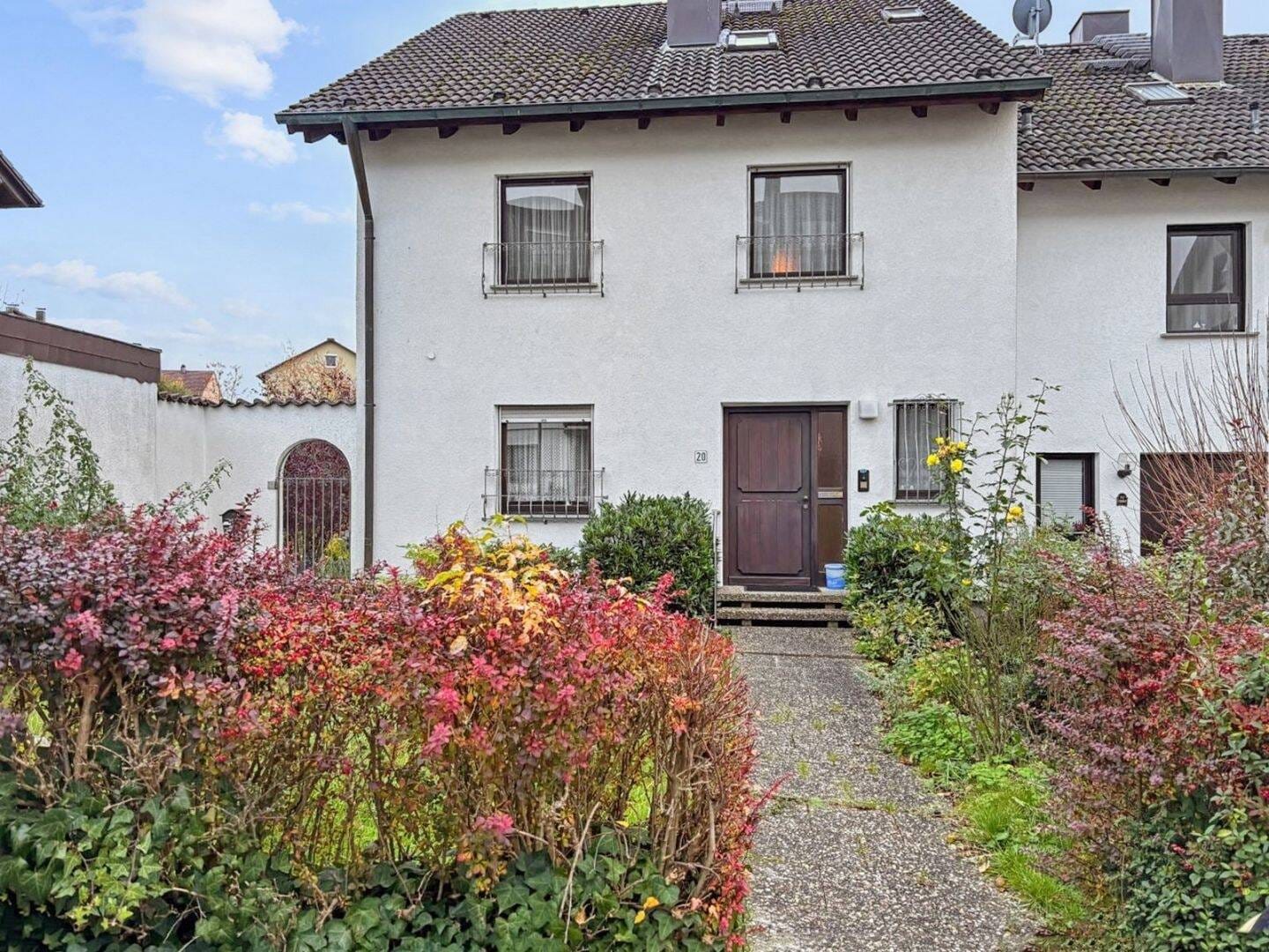 Immobilie in Ebern - Großzügige Doppelhaushälfte in Top Lage von Ebern - Bild 2