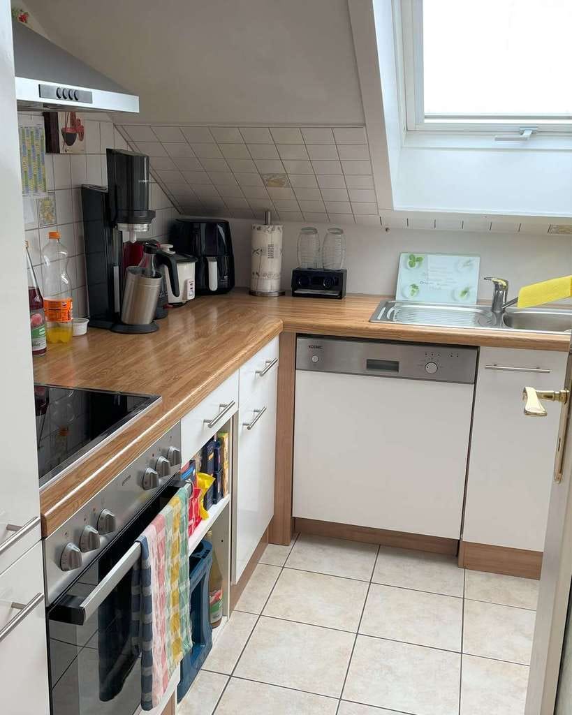 Immobilie in Rimpar - ImmoBillia:"Moderne Dachgeschosswohnung in ruhiger Wohnlage – gepflegt, hell und sofort wohlfühlen!" - Bild 3