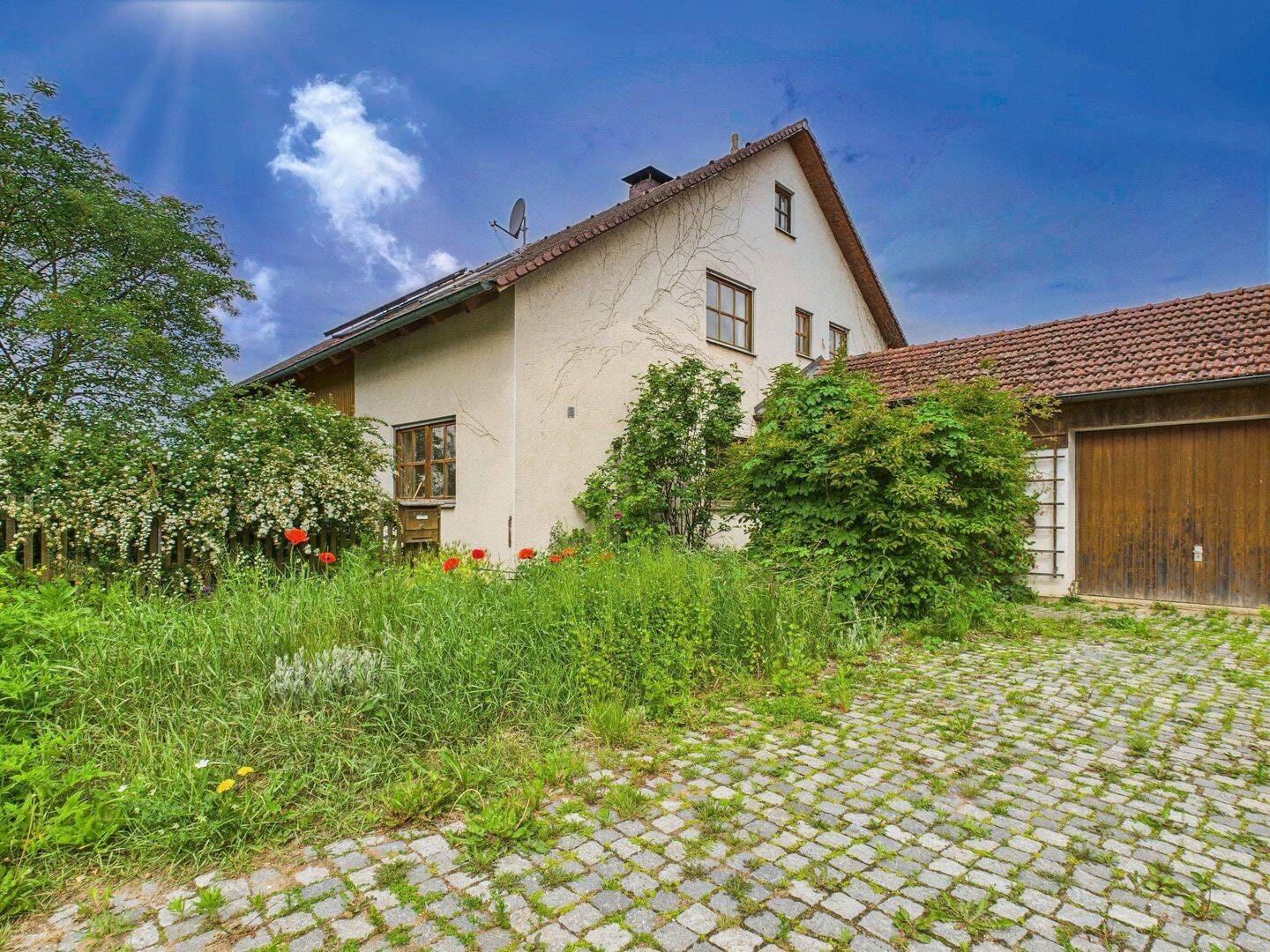 Immobilie in Seubersdorf in der Oberpfalz - Ländliches Wohnidyll, großzügiges Zweifamilienhaus mit herrlichem Grundstück - Bild 4