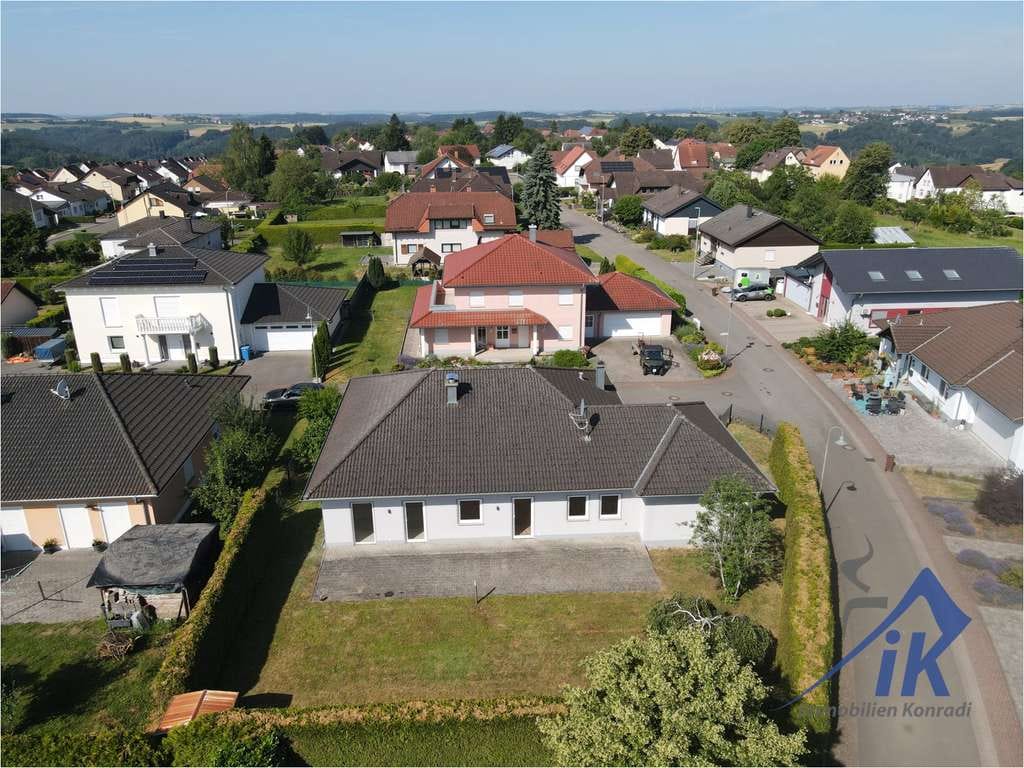 Immobilie in Herschberg - IK | Herschberg: schönes Bungalow mit Garten in ruhiger Lage - Bild 1