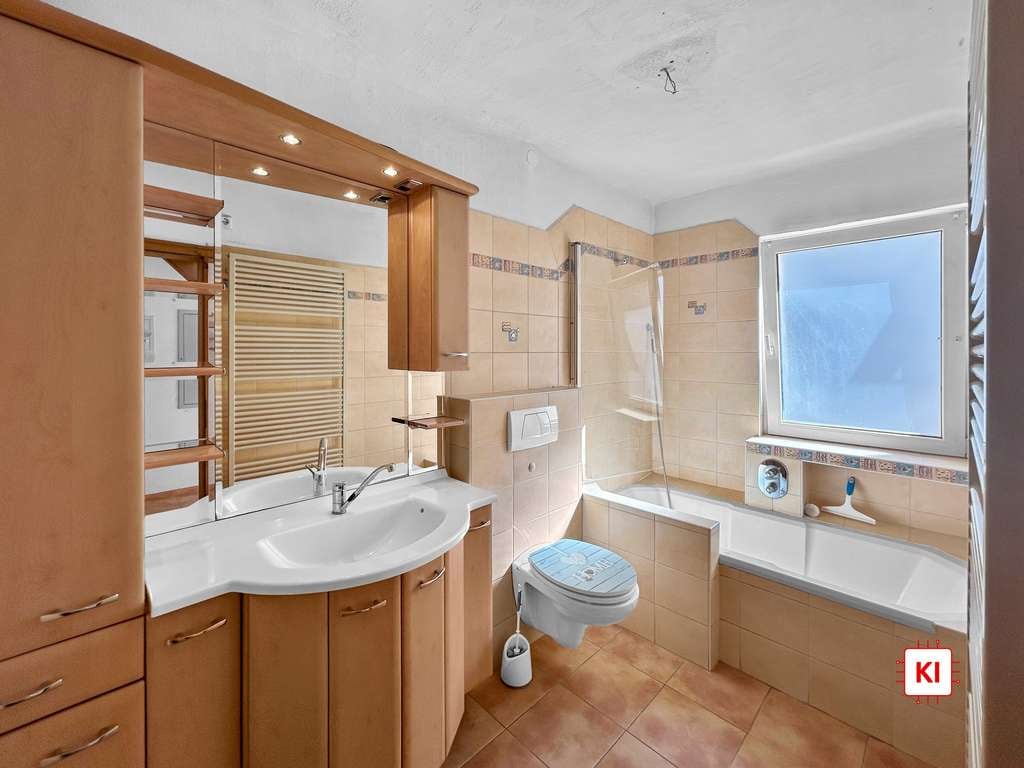 Immobilie in Karlstadt - Charmantes Haus mit Einliegerwohnung  - Bild 4