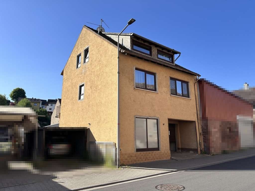 Immobilie in Lützelbach - Ein erschwingliches Zuhause, liebevoll renoviert zum Einziehen und drei Etagen voller Möglichkeiten - Bild 0