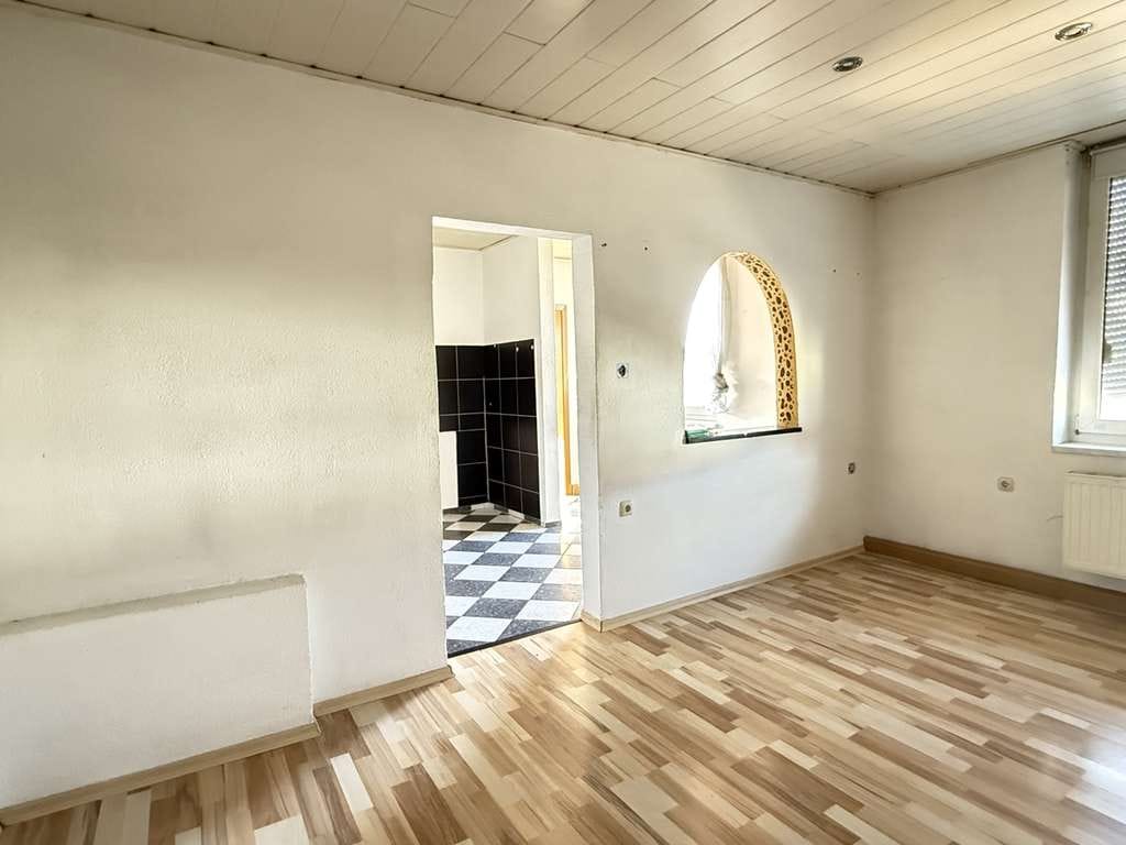 Immobilie in Weiden in der Oberpfalz - Dreifamilienhaus in zentraler Lage von Weiden - Bild 1